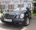 Чорний Мерседес E 220, об'ємом двигуна 2.2 л та пробігом 322 тис. км за 7500 $, фото 1 на Automoto.ua