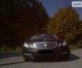 Чорний Мерседес E 220, об'ємом двигуна 2.2 л та пробігом 250 тис. км за 9500 $, фото 1 на Automoto.ua