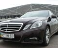 Гранатовий Мерседес E 220, об'ємом двигуна 2.2 л та пробігом 227 тис. км за 15800 $, фото 1 на Automoto.ua