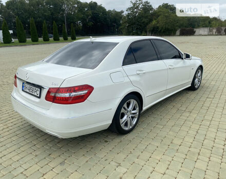 Мерседес E 220, об'ємом двигуна 2.1 л та пробігом 159 тис. км за 13999 $, фото 7 на Automoto.ua