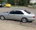 Сірий Мерседес E 220, об'ємом двигуна 2.2 л та пробігом 315 тис. км за 4200 $, фото 1 на Automoto.ua