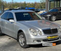 Сірий Мерседес E 220, об'ємом двигуна 2.2 л та пробігом 380 тис. км за 6900 $, фото 1 на Automoto.ua