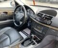 Сірий Мерседес E 220, об'ємом двигуна 2.1 л та пробігом 401 тис. км за 7490 $, фото 52 на Automoto.ua