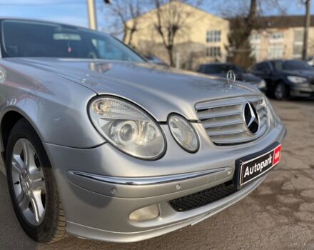 Сірий Мерседес E 220, об'ємом двигуна 2.1 л та пробігом 401 тис. км за 7490 $, фото 20 на Automoto.ua