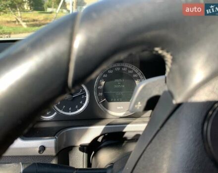 Серый Мерседес E 220, объемом двигателя 2.1 л и пробегом 322 тыс. км за 12000 $, фото 15 на Automoto.ua
