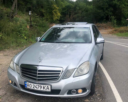 Серый Мерседес E 220, объемом двигателя 2.1 л и пробегом 393 тыс. км за 9500 $, фото 1 на Automoto.ua