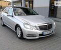 Сірий Мерседес E 220, об'ємом двигуна 2.1 л та пробігом 263 тис. км за 13300 $, фото 3 на Automoto.ua