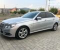 Сірий Мерседес E 220, об'ємом двигуна 2.2 л та пробігом 298 тис. км за 15300 $, фото 1 на Automoto.ua