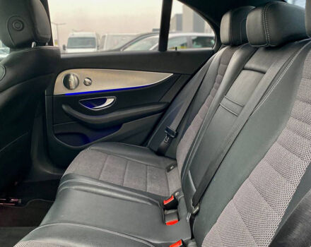 Серый Мерседес E 220, объемом двигателя 2 л и пробегом 145 тыс. км за 32000 $, фото 23 на Automoto.ua