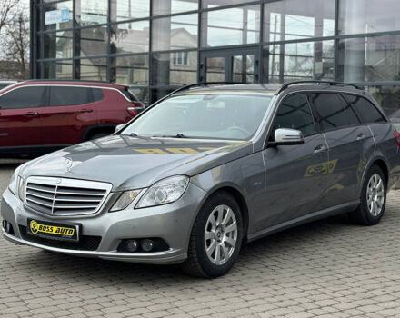Сірий Мерседес E 220, об'ємом двигуна 2.2 л та пробігом 369 тис. км за 10800 $, фото 2 на Automoto.ua