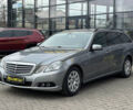 Сірий Мерседес E 220, об'ємом двигуна 2.2 л та пробігом 369 тис. км за 10800 $, фото 2 на Automoto.ua
