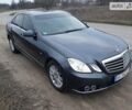 Серый Мерседес E 220, объемом двигателя 2.2 л и пробегом 170 тыс. км за 15999 $, фото 1 на Automoto.ua