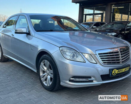Серый Мерседес E 220, объемом двигателя 2.1 л и пробегом 233 тыс. км за 12500 $, фото 1 на Automoto.ua
