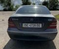 Синій Мерседес E 220, об'ємом двигуна 2.2 л та пробігом 382 тис. км за 3500 $, фото 3 на Automoto.ua