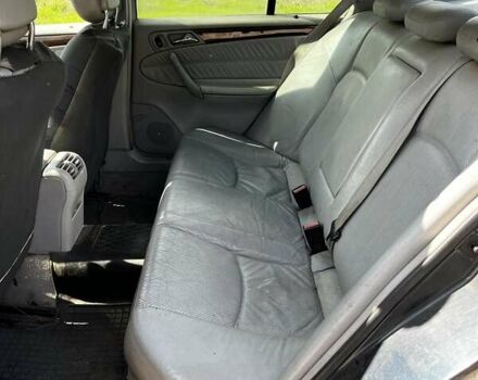 Синій Мерседес E 220, об'ємом двигуна 2.2 л та пробігом 382 тис. км за 3500 $, фото 2 на Automoto.ua