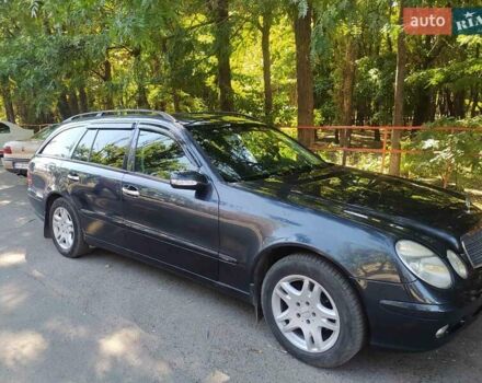 Синий Мерседес E 220, объемом двигателя 2.1 л и пробегом 405 тыс. км за 6300 $, фото 30 на Automoto.ua