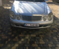 Серый Мерседес E 240, объемом двигателя 2.6 л и пробегом 376 тыс. км за 6500 $, фото 1 на Automoto.ua