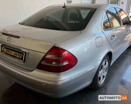 Серый Мерседес E 240, объемом двигателя 3.2 л и пробегом 320 тыс. км за 7200 $, фото 6 на Automoto.ua