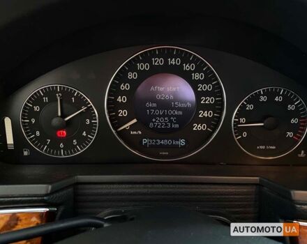 Серый Мерседес E 240, объемом двигателя 3.2 л и пробегом 320 тыс. км за 7200 $, фото 21 на Automoto.ua