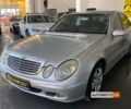 Серый Мерседес E 240, объемом двигателя 3.2 л и пробегом 320 тыс. км за 7200 $, фото 2 на Automoto.ua