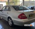 Серый Мерседес E 240, объемом двигателя 3.2 л и пробегом 320 тыс. км за 7200 $, фото 4 на Automoto.ua