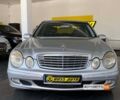 Серый Мерседес E 240, объемом двигателя 3.2 л и пробегом 320 тыс. км за 7200 $, фото 1 на Automoto.ua