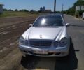 Сірий Мерседес E 240, об'ємом двигуна 2.6 л та пробігом 350 тис. км за 8500 $, фото 1 на Automoto.ua