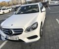 Белый Мерседес E 250, объемом двигателя 2.2 л и пробегом 80 тыс. км за 28900 $, фото 1 на Automoto.ua