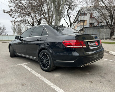 Чорний Мерседес E 250, об'ємом двигуна 2.2 л та пробігом 240 тис. км за 18990 $, фото 3 на Automoto.ua