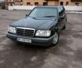 Чорний Мерседес E 250, об'ємом двигуна 0 л та пробігом 374 тис. км за 4300 $, фото 1 на Automoto.ua