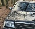 Чорний Мерседес E 250, об'ємом двигуна 0 л та пробігом 454 тис. км за 4900 $, фото 1 на Automoto.ua