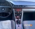 Серый Мерседес E 250, объемом двигателя 2.5 л и пробегом 345 тыс. км за 3600 $, фото 10 на Automoto.ua