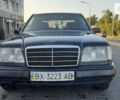 Синій Мерседес E 250, об'ємом двигуна 0 л та пробігом 327 тис. км за 2400 $, фото 1 на Automoto.ua