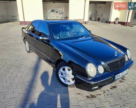 Чорний Мерседес Е 320, об'ємом двигуна 3.2 л та пробігом 340 тис. км за 5700 $, фото 21 на Automoto.ua