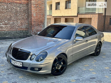 Мерседес Е 320 2007 в Коломые на Automoto.ua Серый Мерседес Е 320, объемом двигателя 3 л и пробегом 390 тыс. км за 10290 $, фото 1 на Automoto.ua