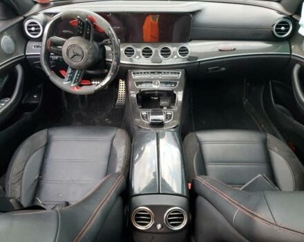 Черный Мерседес E 43 AMG, объемом двигателя 3 л и пробегом 160 тыс. км за 19500 $, фото 7 на Automoto.ua