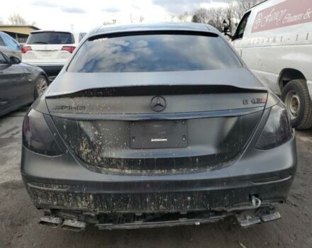 Черный Мерседес E 43 AMG, объемом двигателя 3 л и пробегом 160 тыс. км за 19500 $, фото 4 на Automoto.ua