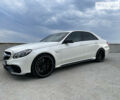 Белый Мерседес E 63 AMG, объемом двигателя 5.5 л и пробегом 60 тыс. км за 42000 $, фото 59 на Automoto.ua