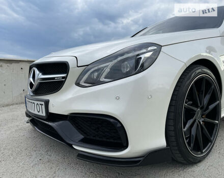 Білий Мерседес E 63 AMG, об'ємом двигуна 5.5 л та пробігом 60 тис. км за 42000 $, фото 82 на Automoto.ua