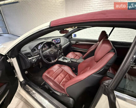 Білий Мерседес Е-Клас, об'ємом двигуна 2.2 л та пробігом 78 тис. км за 21500 $, фото 97 на Automoto.ua