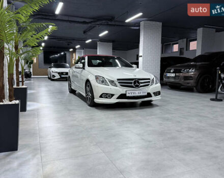 Білий Мерседес Е-Клас, об'ємом двигуна 2.2 л та пробігом 78 тис. км за 21500 $, фото 4 на Automoto.ua