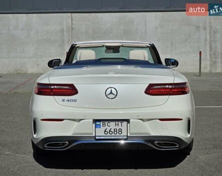Белый Мерседес Е-Класс, объемом двигателя 3 л и пробегом 76 тыс. км за 39999 $, фото 3 на Automoto.ua