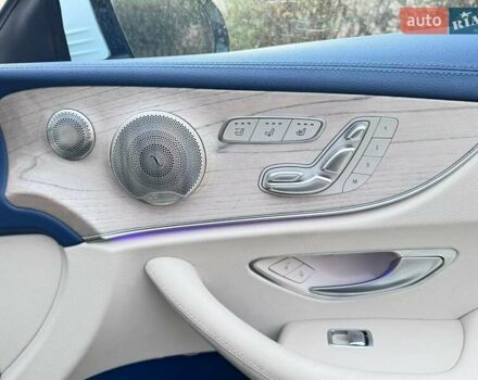 Білий Мерседес Е-Клас, об'ємом двигуна 3 л та пробігом 31 тис. км за 60050 $, фото 11 на Automoto.ua