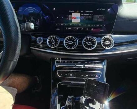 Белый Мерседес Е-Класс, объемом двигателя 0 л и пробегом 26 тыс. км за 83000 $, фото 6 на Automoto.ua