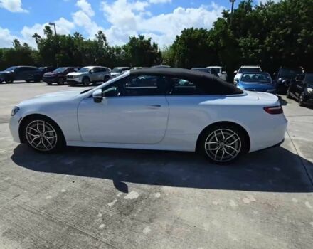 Белый Мерседес Е-Класс, объемом двигателя 0 л и пробегом 26 тыс. км за 83000 $, фото 1 на Automoto.ua