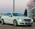 Белый Мерседес Е-Класс, объемом двигателя 2.14 л и пробегом 276 тыс. км за 13500 $, фото 1 на Automoto.ua