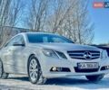Белый Мерседес Е-Класс, объемом двигателя 2.1 л и пробегом 261 тыс. км за 12750 $, фото 1 на Automoto.ua