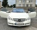 Белый Мерседес Е-Класс, объемом двигателя 1.8 л и пробегом 180 тыс. км за 10800 $, фото 4 на Automoto.ua