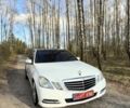 Білий Мерседес Е-Клас, об'ємом двигуна 2.2 л та пробігом 235 тис. км за 12500 $, фото 1 на Automoto.ua