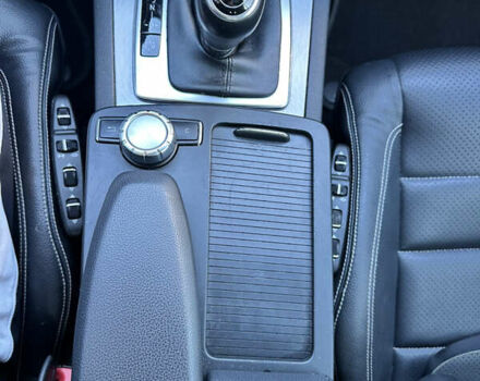 Белый Мерседес Е-Класс, объемом двигателя 1.8 л и пробегом 115 тыс. км за 15000 $, фото 23 на Automoto.ua